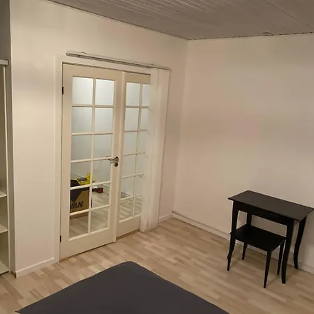 Comfortable And Centrally Located In شقة